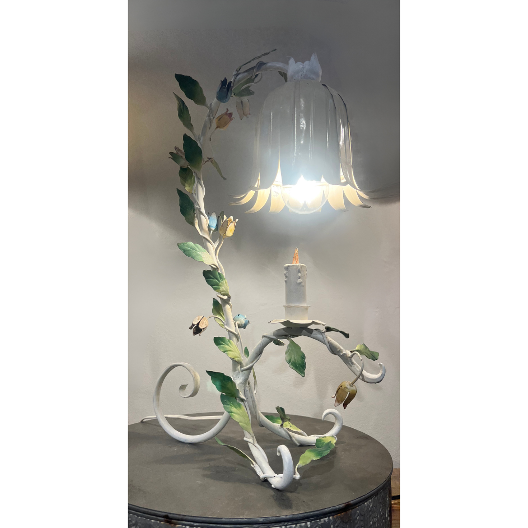 Flower Lamp with Candle