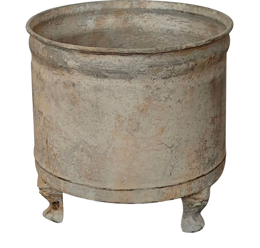 Coquille Round Tole Container