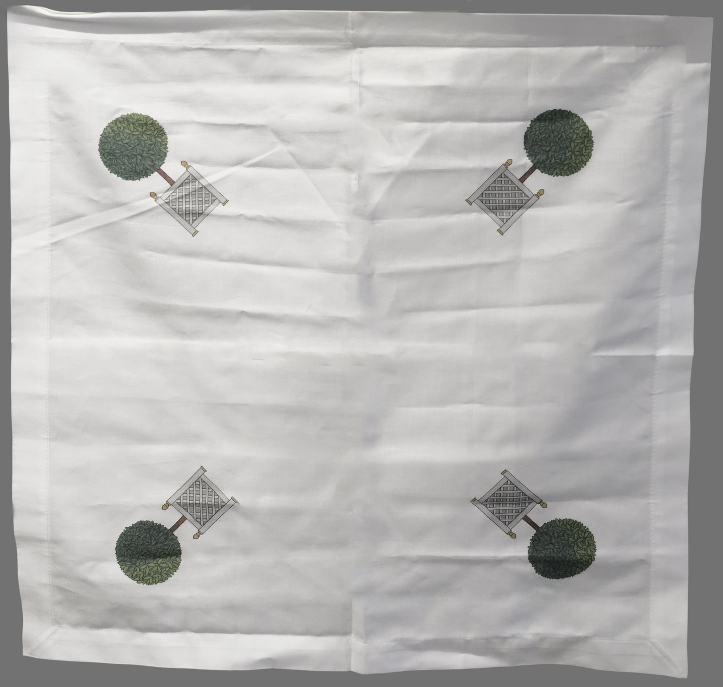 Topiary Corners Hemstitch Dinner Napkin, Set of 4