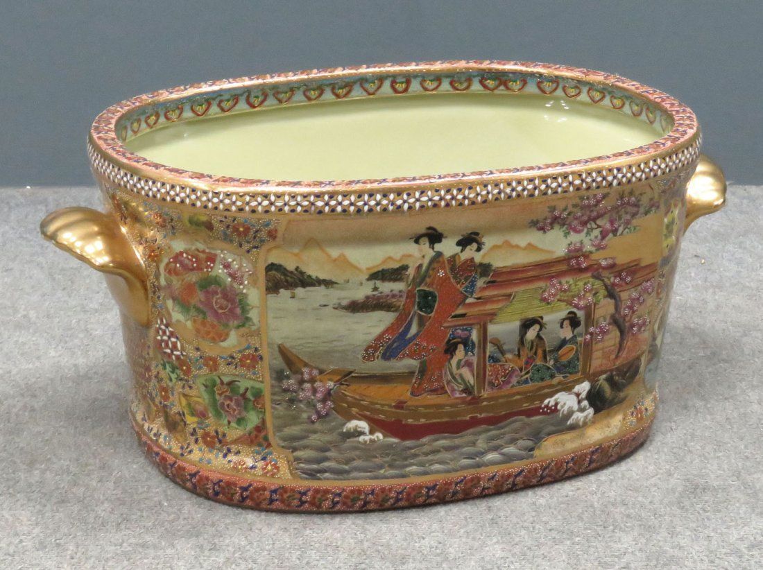 Chinese Enamel Decorated Porcelain Foot Bath