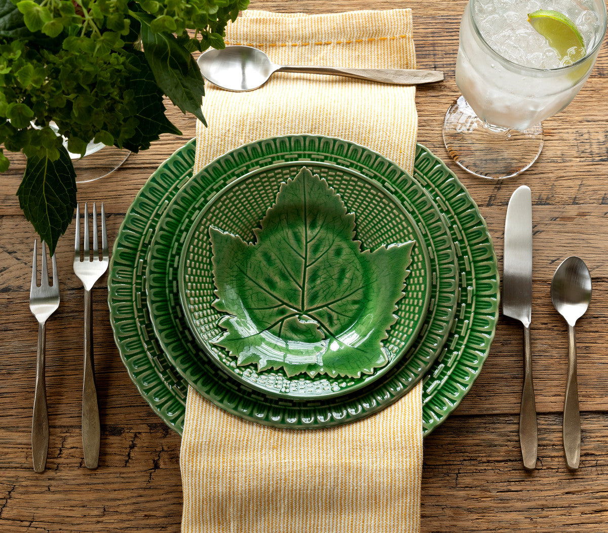 Green Glazed Grape Leaf Dessert Plate