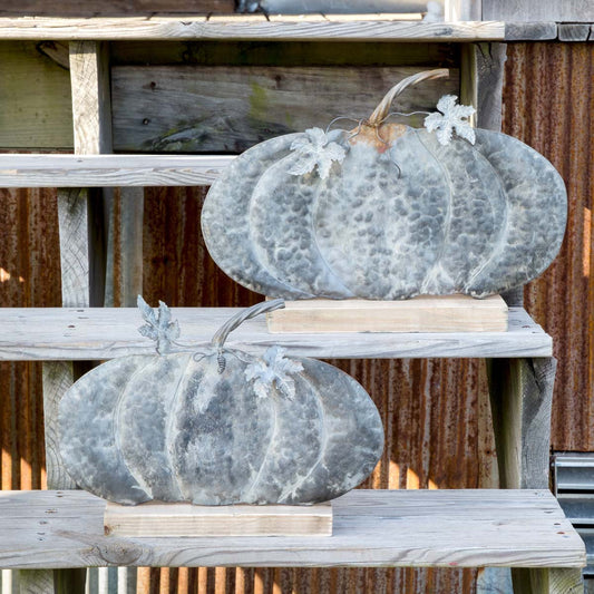 Weathered Tin Pumpkin- Squat Large