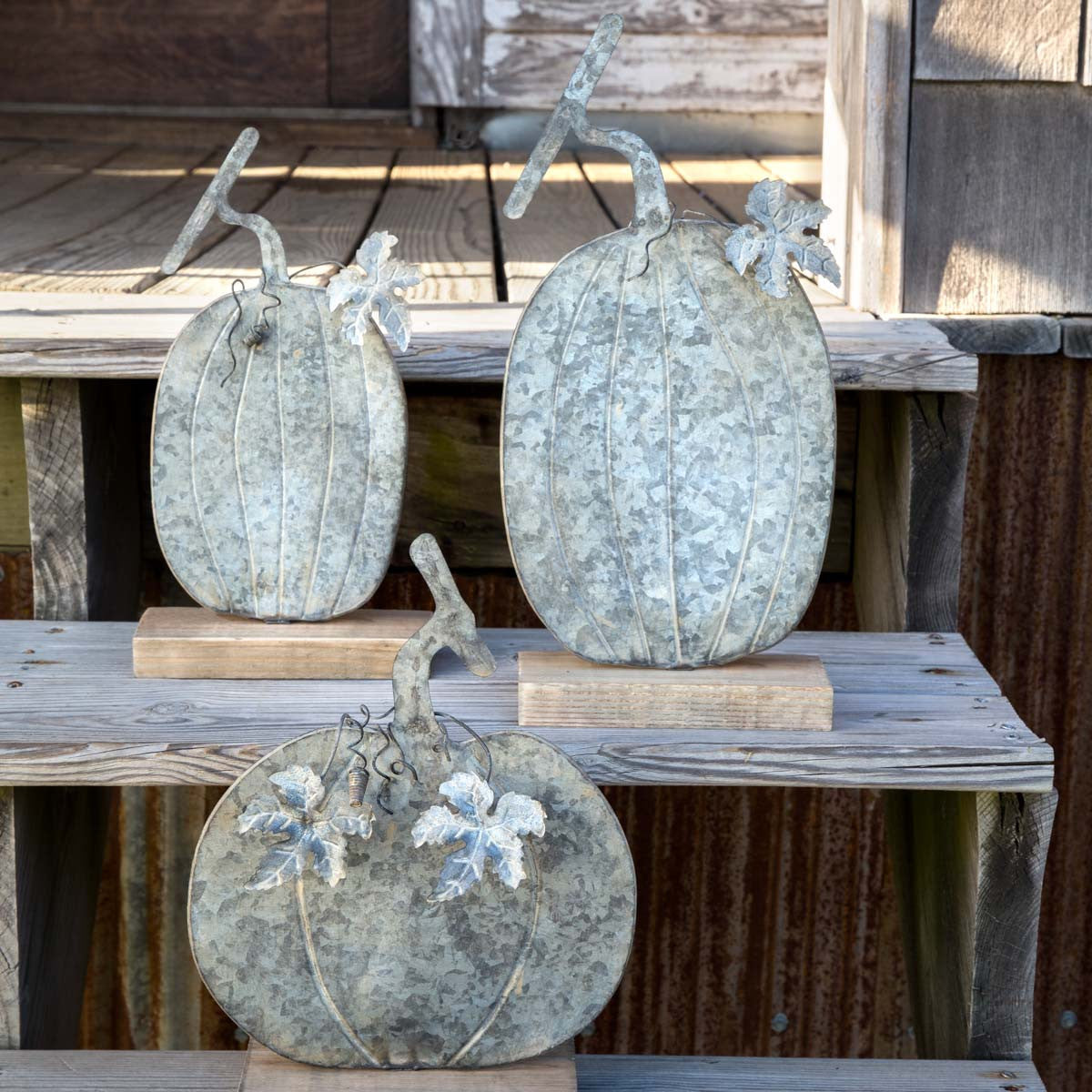 Weathered Tin Fairy Tale Pumpkin