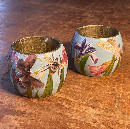 Decoupaged Napkin Rings & Vintage Linen Napkins (2 pcs.) - Valerie Wall