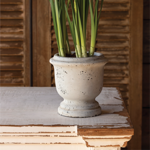 Isabelle Concrete Urn