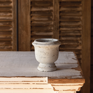 Isabelle Concrete Urn